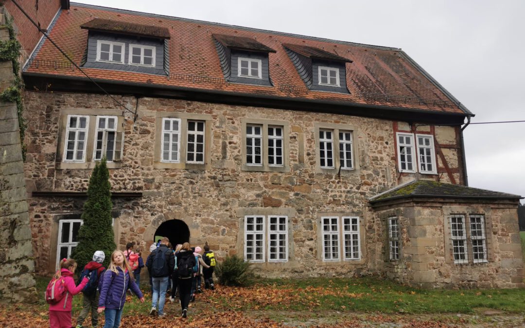 Wanderung zum Kloster Immichenhain